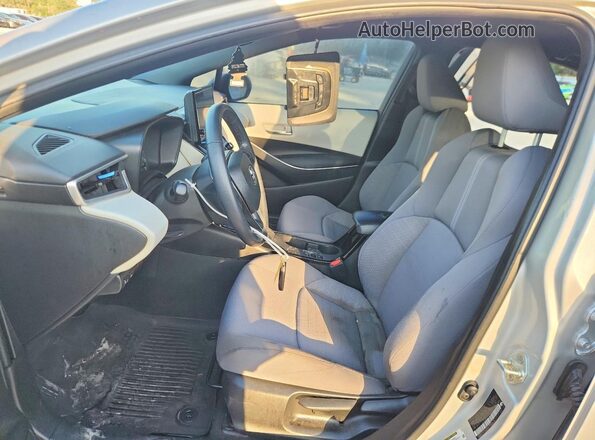 5YFS4MCE4PP168400 2023 TOYOTA COROLLA Silver Вид салону спереду