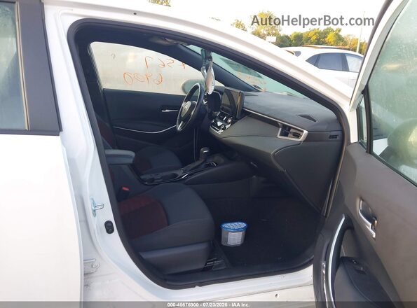 5YFS4MCE7PP152708 2023 TOYOTA COROLLA White Widok wnętrza z przodu