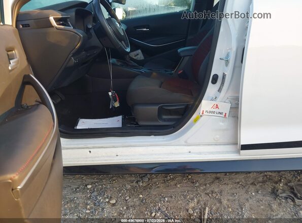 5YFS4MCE7PP152708 2023 TOYOTA COROLLA White Widok wnętrza z tyłu