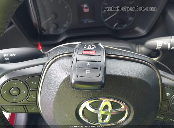 5YFS4MCE7RP182973 2024 TOYOTA COROLLA Красный Вид панели приборов