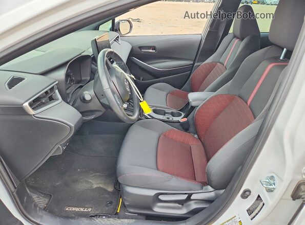 5YFS4MCE8RP172467 2024 TOYOTA COROLLA White Вид салону спереду
