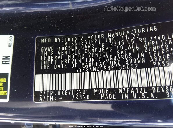 5YFS4MCE9NP139052 2022 TOYOTA COROLLA Black Widok komory silnika