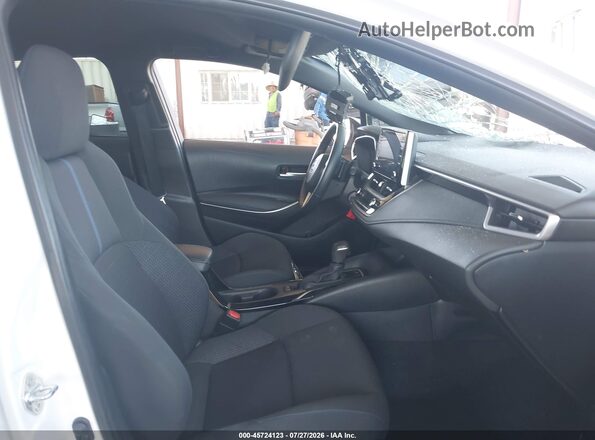 5YFS4MCEXMP064828 2021 TOYOTA COROLLA White Widok wnętrza z przodu
