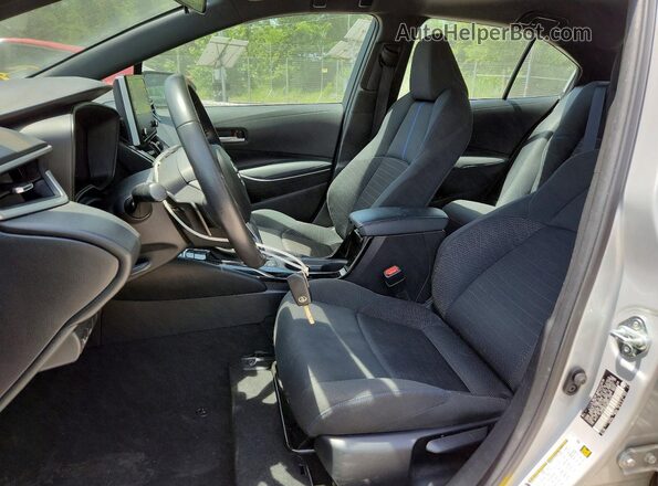 5YFS4MCEXMP072458 2021 TOYOTA COROLLA Silver Вид салону спереду