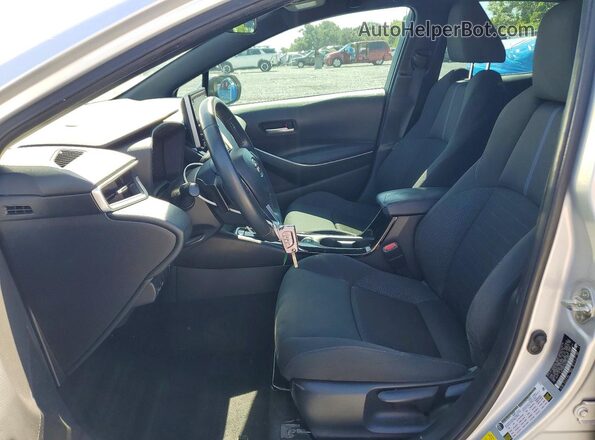 5YFS4RCE9LP022579 2020 TOYOTA COROLLA Silver Widok wnętrza z przodu