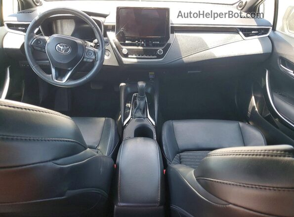 5YFT4MCE3RP180867 2024 TOYOTA COROLLA White Вид панелі приладів
