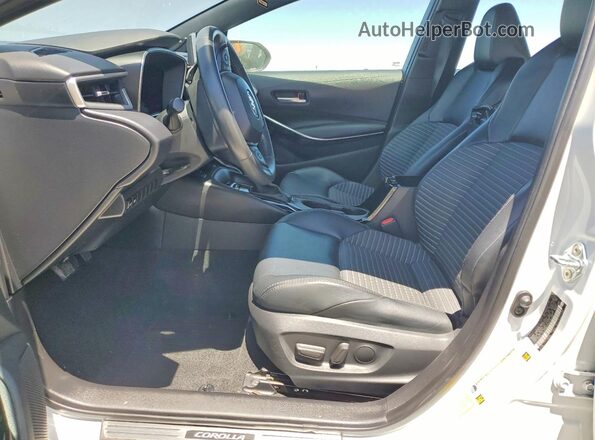 5YFT4MCE3RP180867 2024 TOYOTA COROLLA White Вид салону спереду