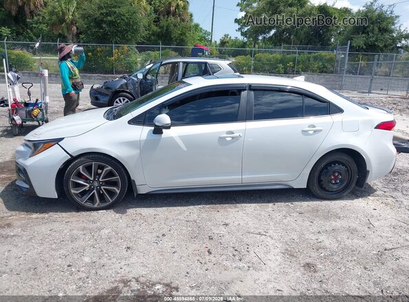 5YFT4MCE5NP099024 2022 TOYOTA COROLLA White 