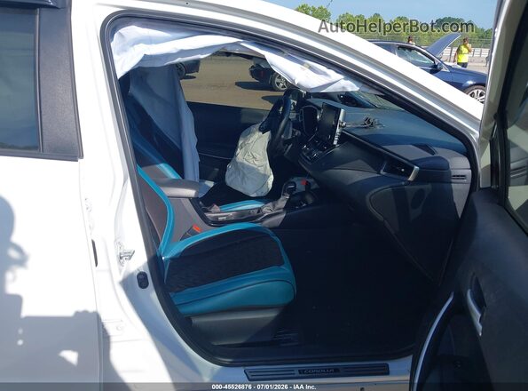 5YFT4MCE5NP108532 2022 TOYOTA COROLLA White Սալոնի դիմացի տեսք