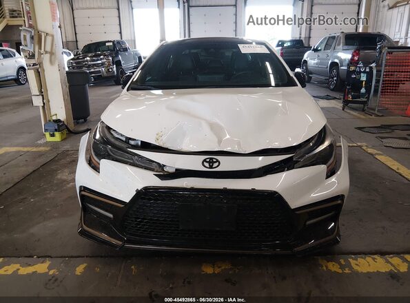 5YFT4MCE7NP112730 2022 TOYOTA COROLLA Белый Вид щитка приборов