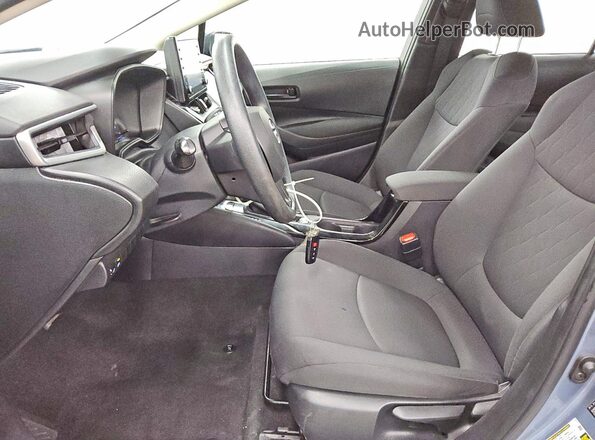 5YFVPMAE3NP320879 2022 TOYOTA COROLLA Gray წინა სალონის ხედი