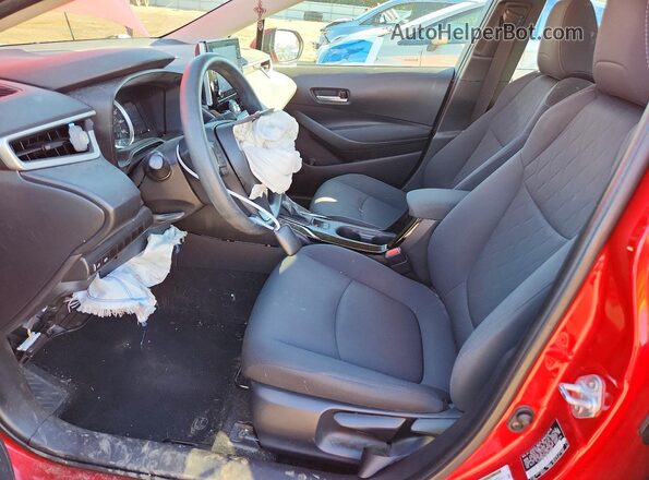 5YFVPMAE6MP199666 2021 TOYOTA COROLLA Red Widok wnętrza z przodu