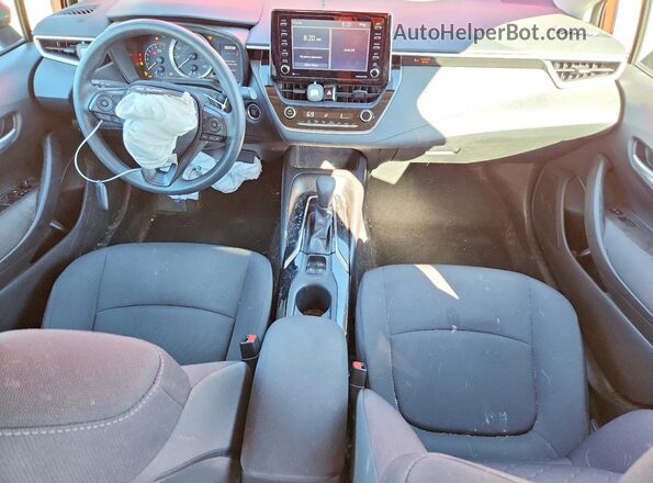 5YFVPMAE6MP199666 2021 TOYOTA COROLLA Red Widok deski rozdzielczej