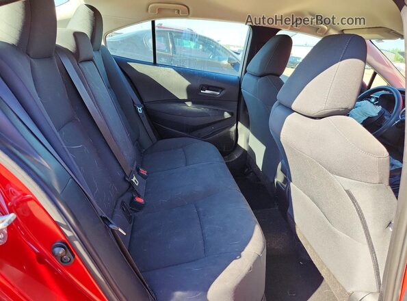 5YFVPMAE6MP199666 2021 TOYOTA COROLLA Red Widok tylnych siedzeń