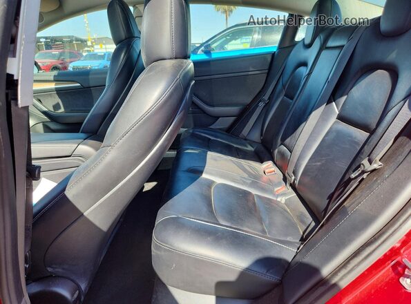 5YJ3E1EA1NF303934 2022 TESLA MODEL Red Rear seats view
