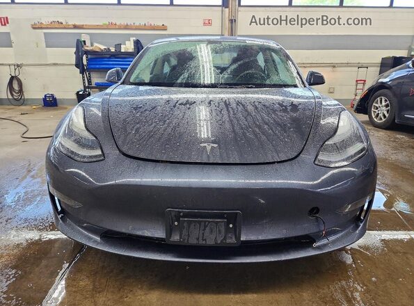 5YJ3E1EA1NF369075 2022 TESLA MODEL Gray წინა ხედი