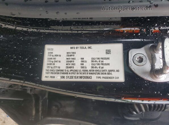 5YJ3E1EA1NF369643 2022 TESLA MODEL Black Engine compartment view