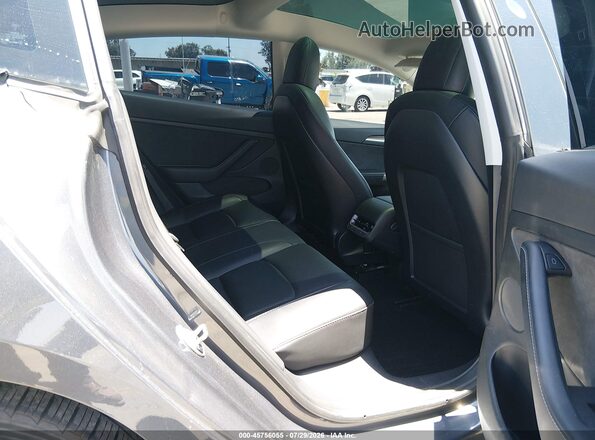 5YJ3E1EA1NF373840 2022 TESLA MODEL 3 Gray Widok naklejki z numerem VIN