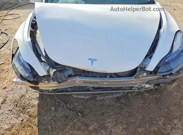 5YJ3E1EA1PF559848 2023 TESLA MODEL White Вид задньої частини салону