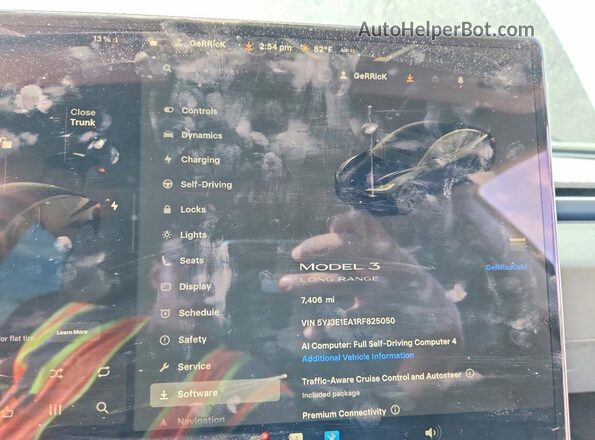 5YJ3E1EA1RF825050 2024 TESLA MODEL Черный Вид щитка приборов