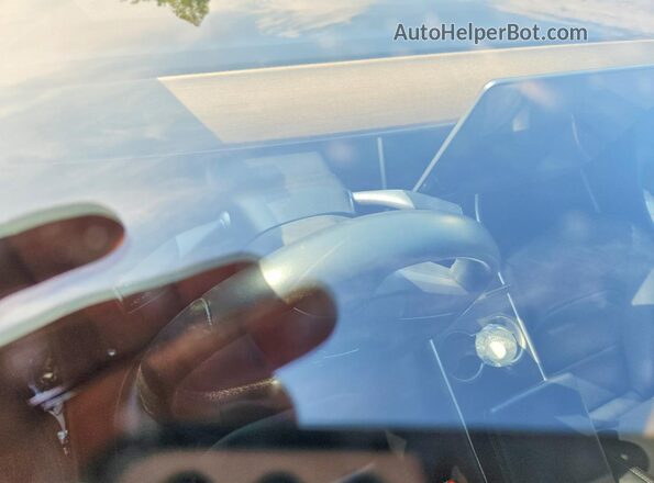 5YJ3E1EA2KF397155 2019 TESLA MODEL White ხელსაწყოთა პანელის ხედი