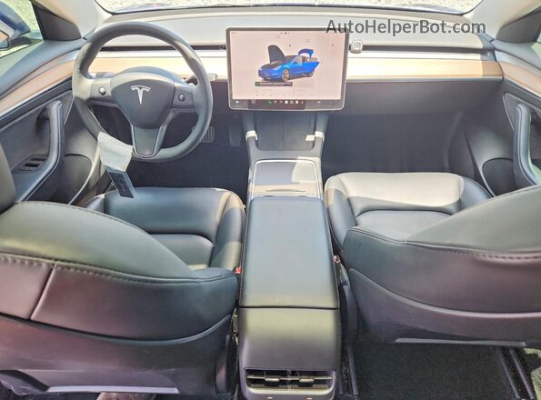 5YJ3E1EA2PF581664 2023 TESLA MODEL Синий Вид панели приборов