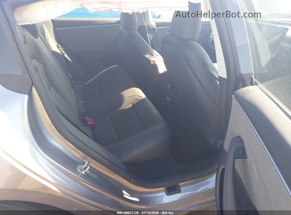 5YJ3E1EA2SF076250 2025 TESLA MODEL 3 Gray Widok naklejki z numerem VIN