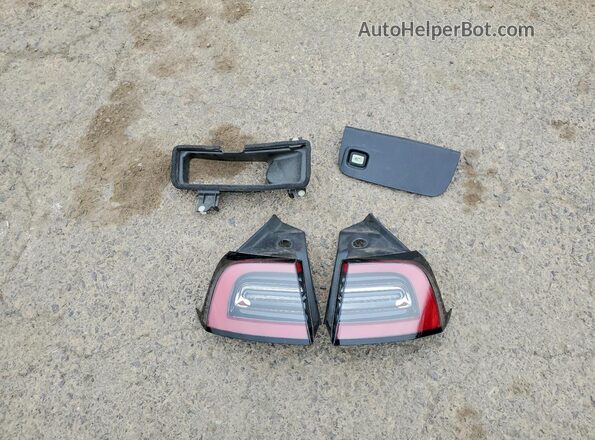 5YJ3E1EA3MF923473 2021 TESLA MODEL Белый Вид подкапотного пространства