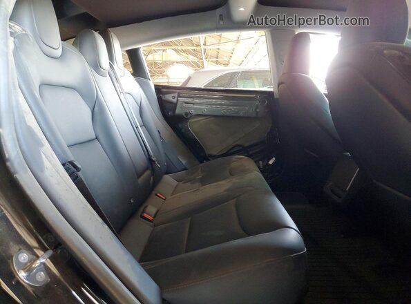 5YJ3E1EA3RF855358 2024 TESLA MODEL Black Vista de los asientos traseros