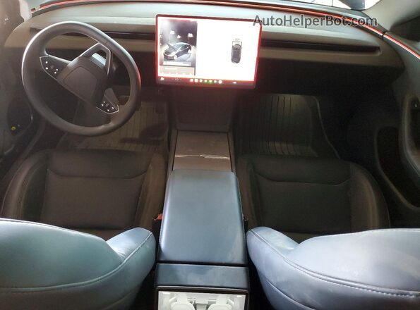 5YJ3E1EA3RF855358 2024 TESLA MODEL Black Vista del salpicadero