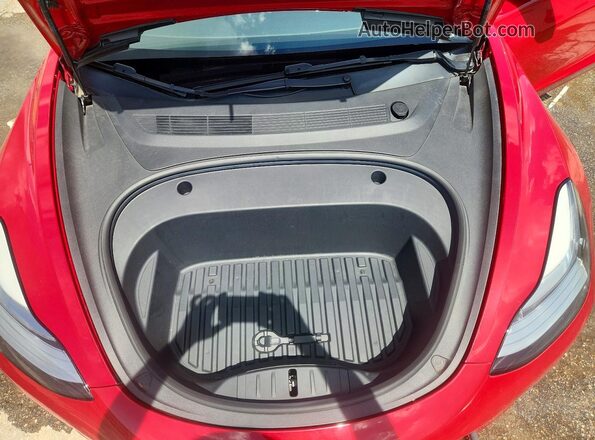 5YJ3E1EA4NF298342 2022 TESLA MODEL Red Вид задньої частини салону