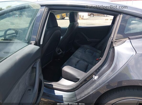 5YJ3E1EA4PF710875 2023 TESLA MODEL 3 Gray Вид наклейки з VIN-кодом