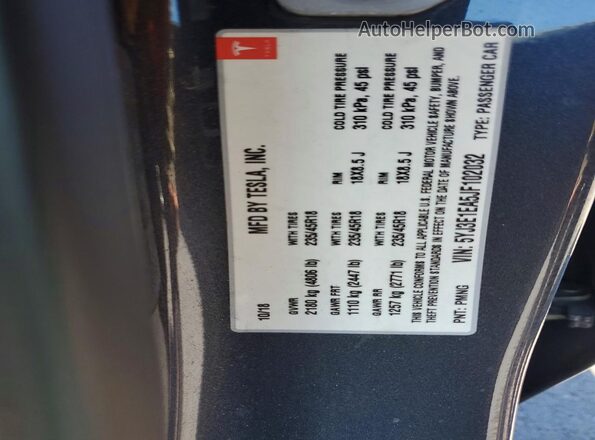 5YJ3E1EA5JF102032 2018 TESLA MODEL Gray Vista del compartimento del motor