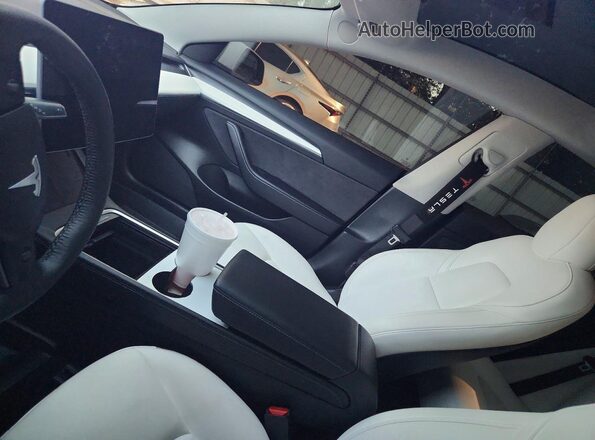 5YJ3E1EA5MF059221 2021 TESLA MODEL Белый Вид щитка приборов