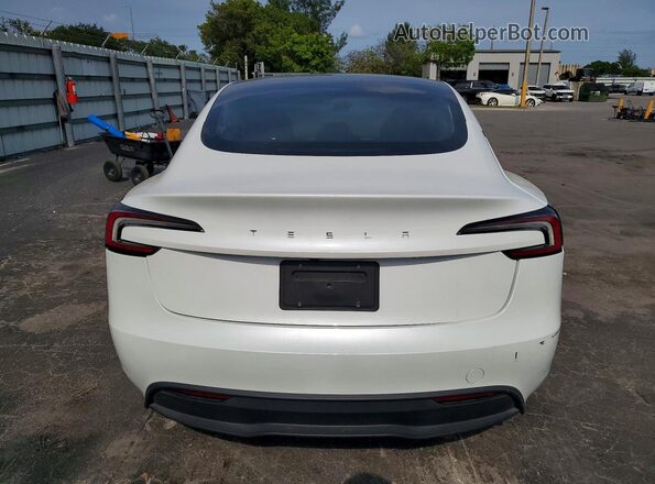 5YJ3E1EA5RF749672 2024 TESLA MODEL White Rear view