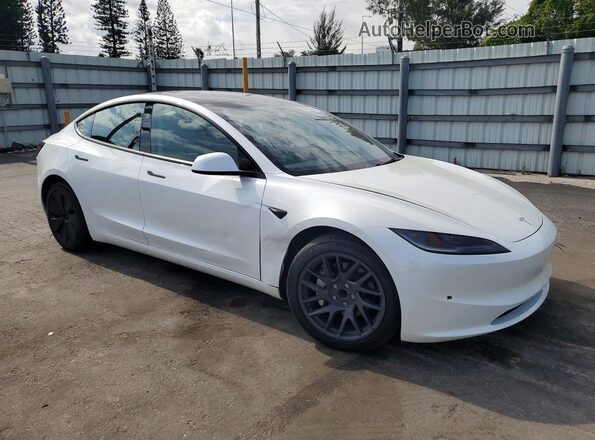 5YJ3E1EA5RF749672 2024 TESLA MODEL White Front right