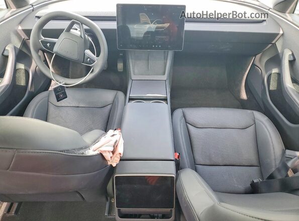 5YJ3E1EA5RF749672 2024 TESLA MODEL White Dashboard view