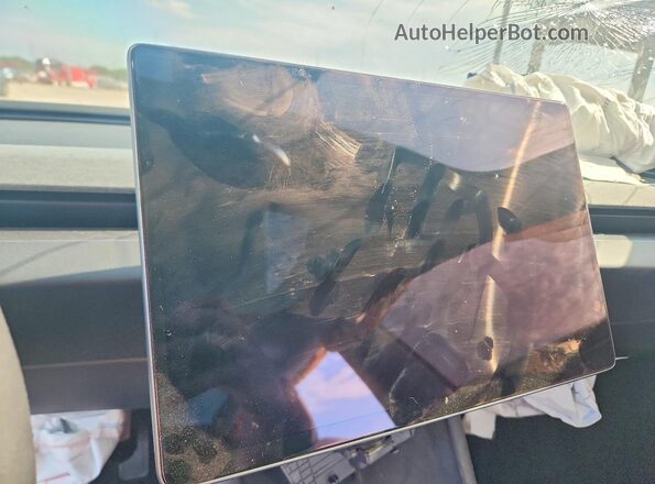 5YJ3E1EA5TF160208 2026 TESLA MODEL Gray Vista del cuadro de instrumentos