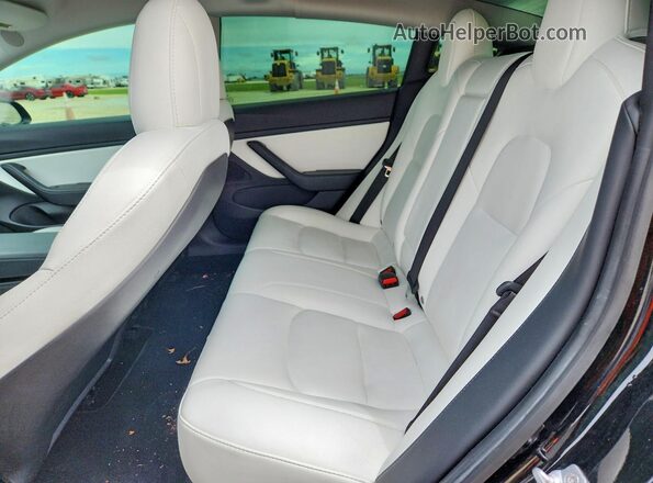 5YJ3E1EA6MF921619 2021 TESLA MODEL Black უკანა სავარძლების ხედი