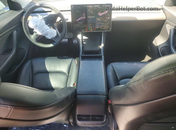 5YJ3E1EA7LF739894 2020 TESLA MODEL White Vista del salpicadero