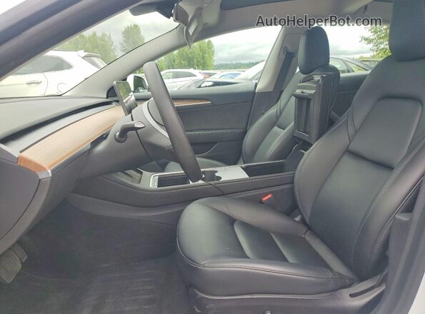 5YJ3E1EA7MF070320 2021 TESLA MODEL White Вид салону спереду