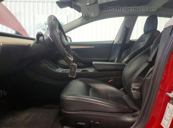 5YJ3E1EA8NF290387 2022 TESLA MODEL Red Vista interior delantera