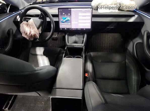 5YJ3E1EA8SF040059 2025 TESLA MODEL Gray Dashboard view