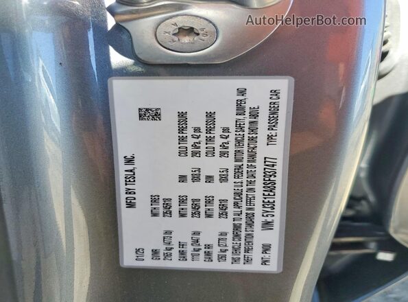 5YJ3E1EA8SF937477 2025 TESLA MODEL Gray Вид наклейки з VIN-кодом
