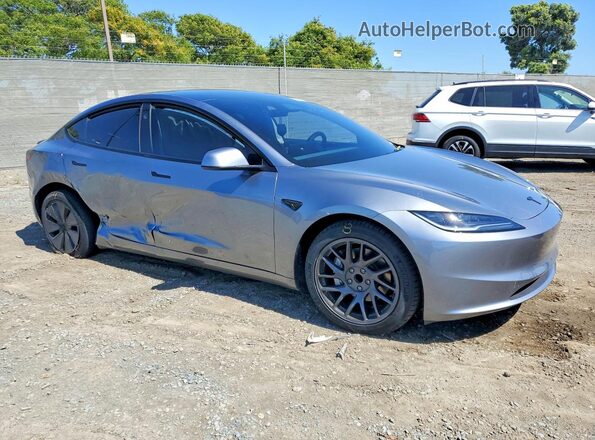 5YJ3E1EA8SF937477 2025 TESLA MODEL Gray Передня права чверть