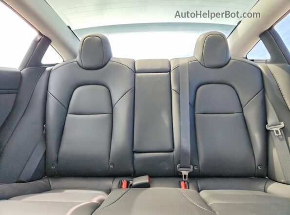 5YJ3E1EA9PF672074 2023 TESLA MODEL Gray Vista de los asientos traseros
