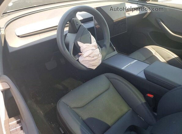 5YJ3E1EA9SF001691 2025 TESLA MODEL Charcoal Widok deski rozdzielczej