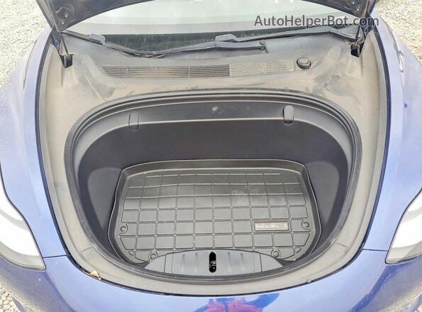 5YJ3E1EAXJF160556 2018 TESLA MODEL Blue Սալոնի հետևի տեսք