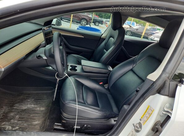 5YJ3E1EAXMF017787 2021 TESLA MODEL White Սալոնի դիմացի տեսք