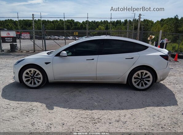 5YJ3E1EAXMF048781 2021 TESLA MODEL 3 White უკანა სალონის ხედი